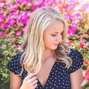 Meet your Posher, Courtney